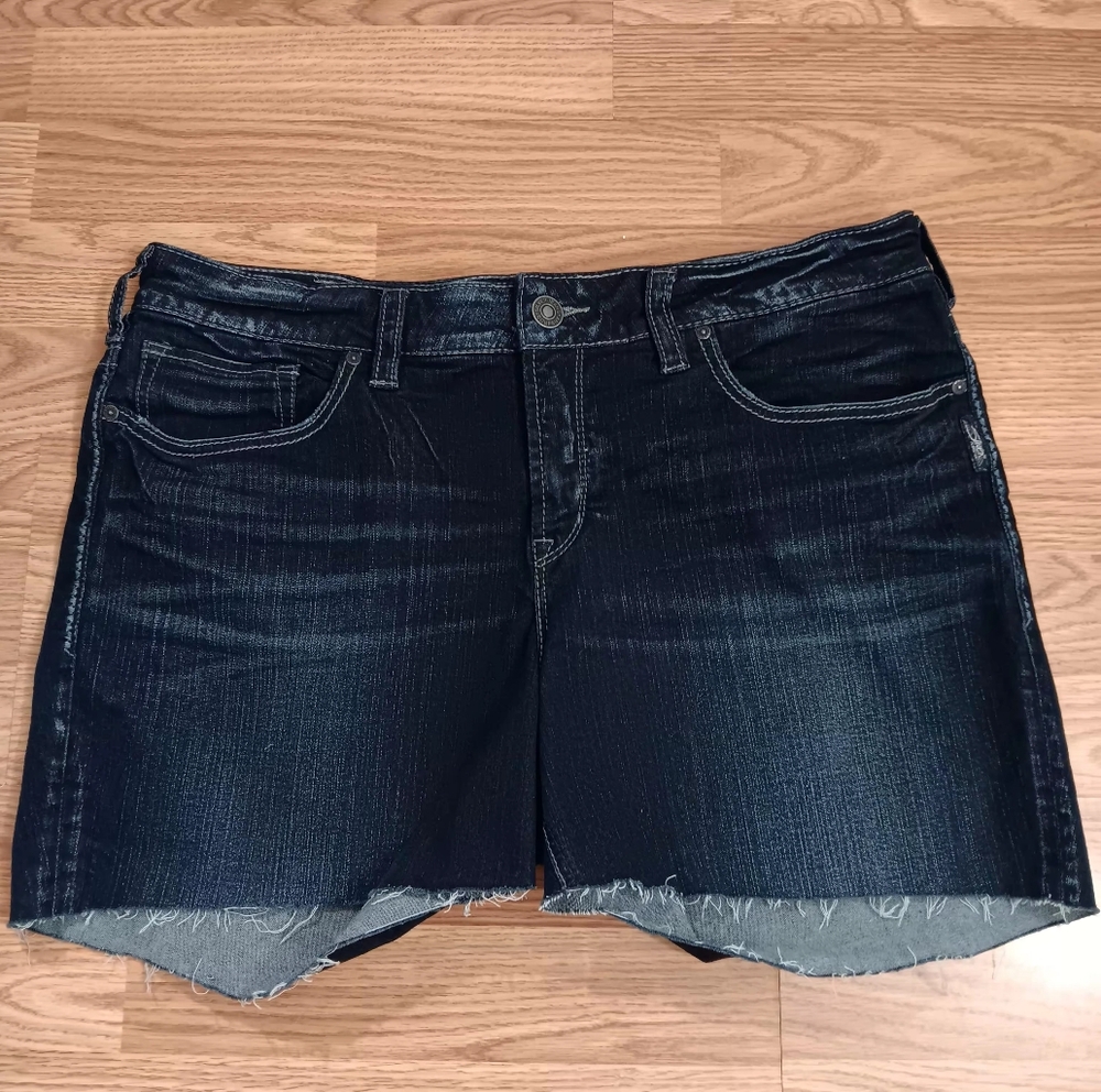Silver Jeans Women's Bermuda Denim Shorts  Grunge Distressed